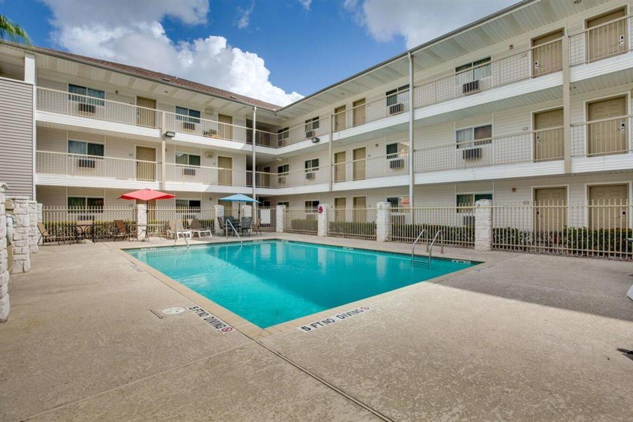 Studio 6-Houston, Tx - Clear Lake Friendswood Exterior photo