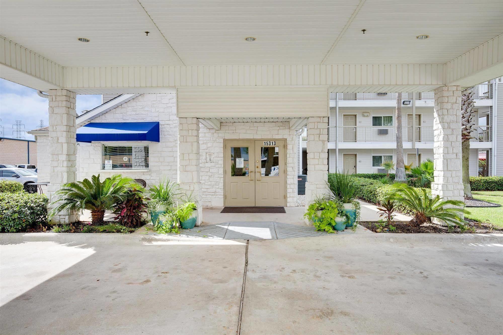 Studio 6-Houston, Tx - Clear Lake Friendswood Exterior photo