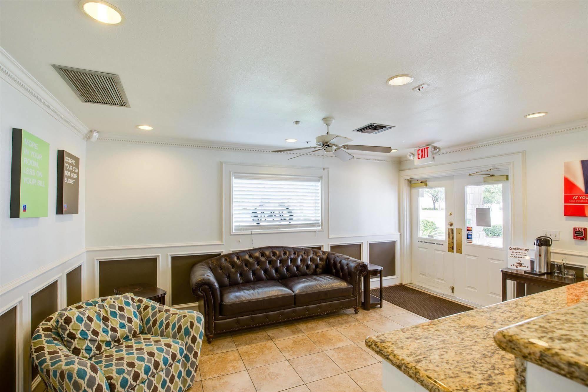 Studio 6-Houston, Tx - Clear Lake Friendswood Exterior photo