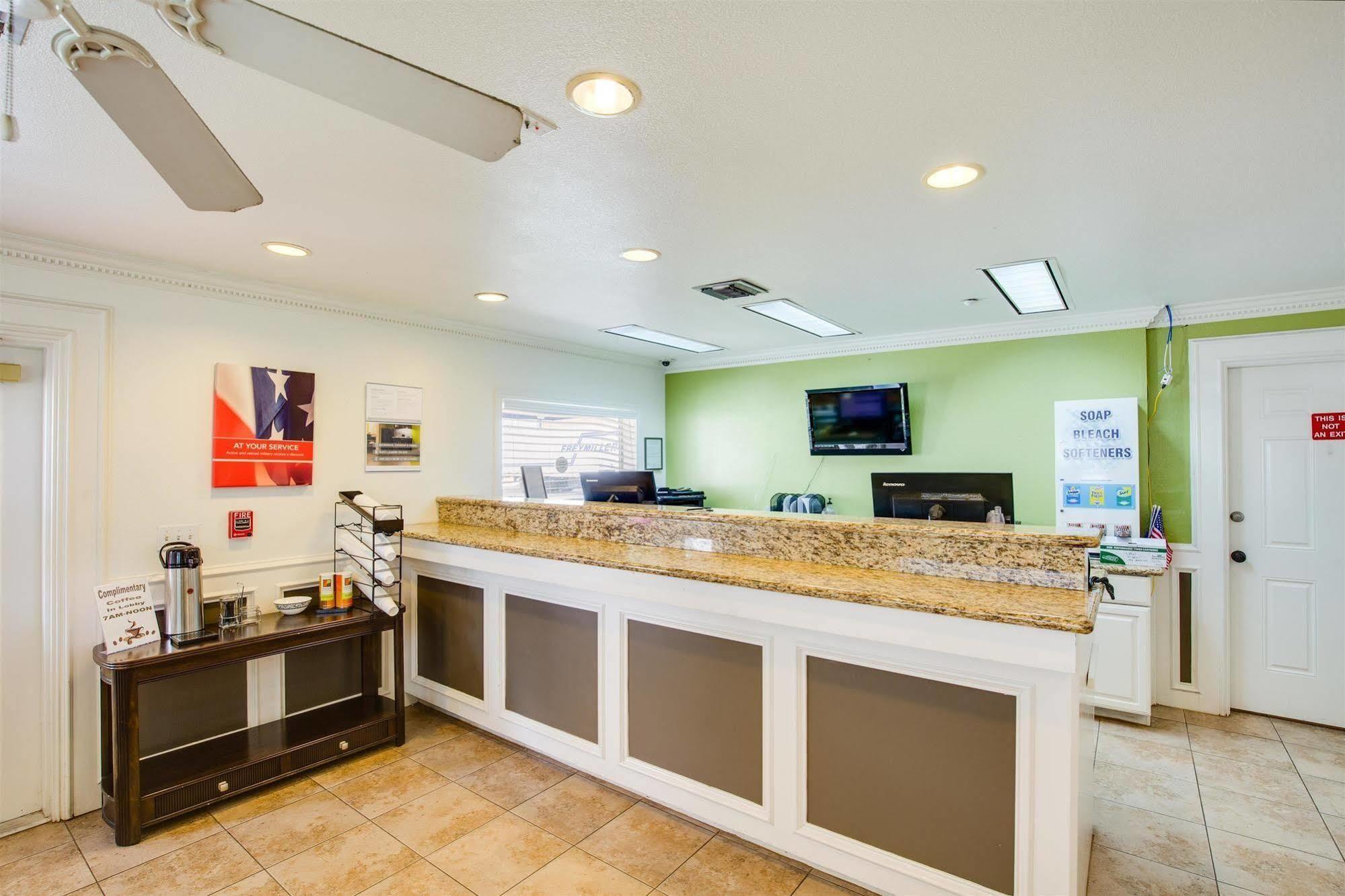 Studio 6-Houston, Tx - Clear Lake Friendswood Exterior photo